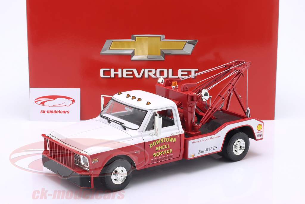 Chevrolet C-30 Dually Wrecker Shell Service 1972 red / white 1:18 Greenlight