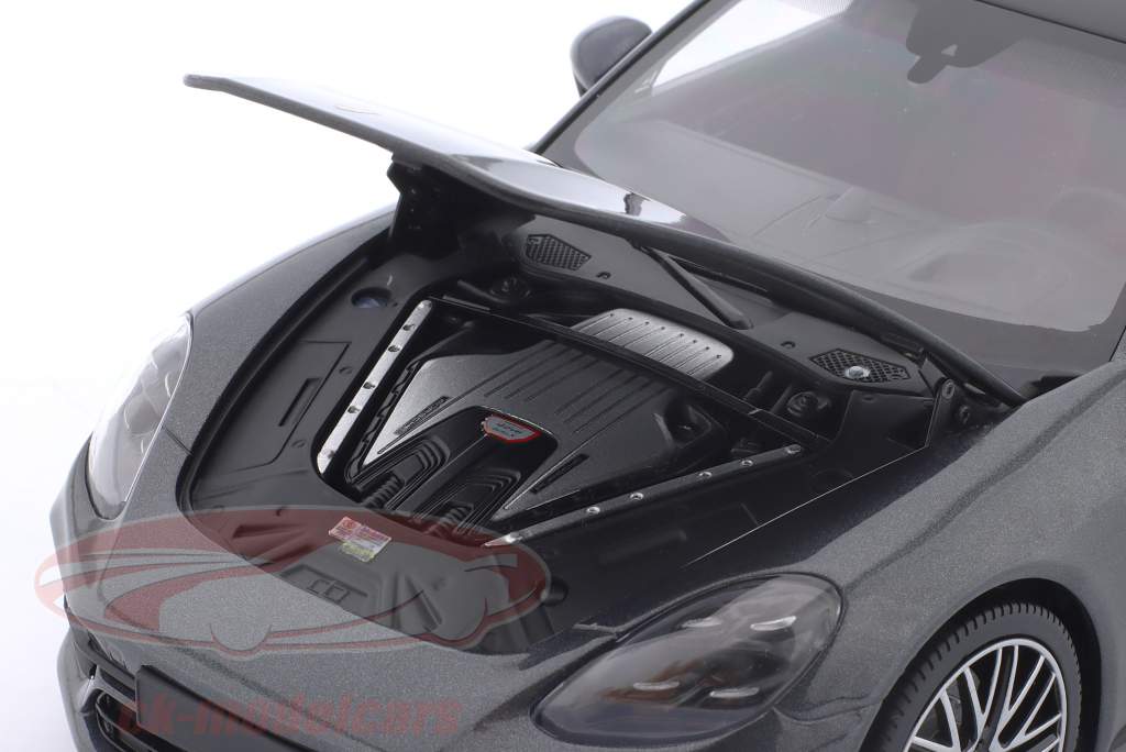Porsche Panamera Turbo S Baujahr 2020 grau metallic 1:18 Minichamps