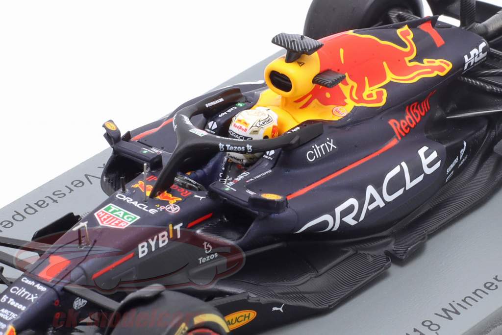 M. Verstappen Red Bull RB18 #1 winnaar België GP formule 1 Wereldkampioen 2022 1:43 Spark