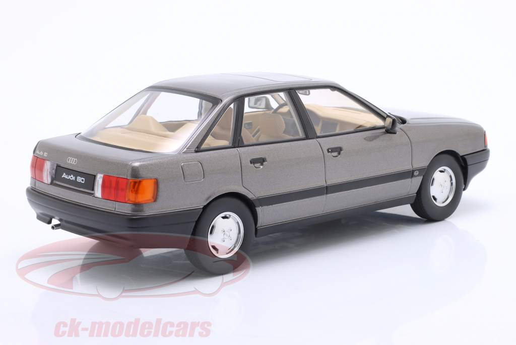 Audi 80 (B3)  year 1989 dark grey 1:18 Triple9
