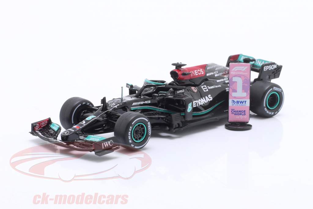 L. Hamilton Mercedes-AMG F1 W12 #44 vincitore Britannico GP formula 1 2021 1:64 Tarmac Works