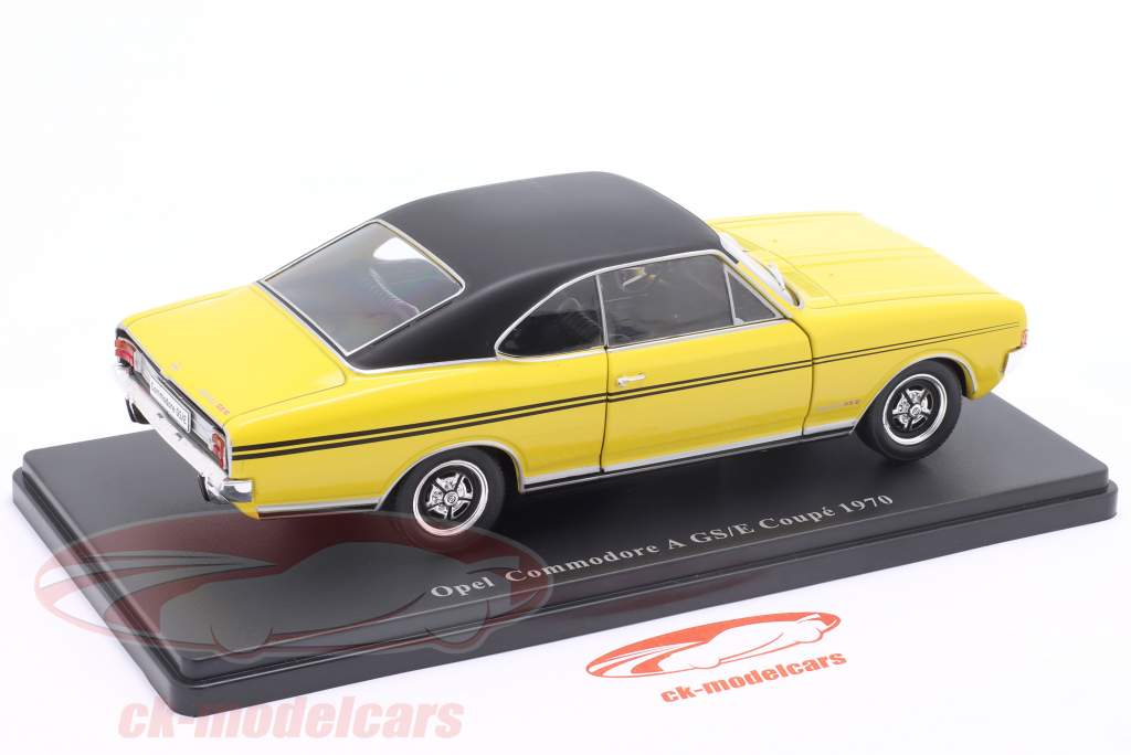 Opel Commodore A GS/E Coupe 建设年份 1970 黄色的 / 黑色的 1:24 Hachette