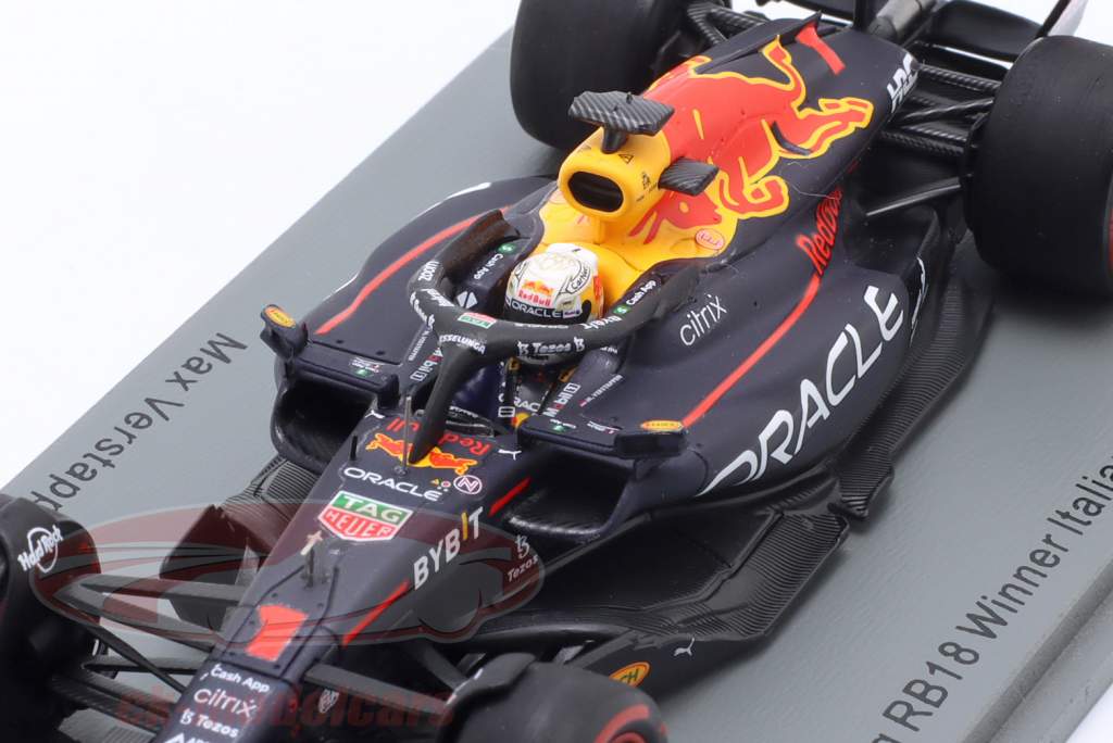 M. Verstappen Red Bull RB18 #1 winnaar Italië GP formule 1 Wereldkampioen 2022 1:43 Spark