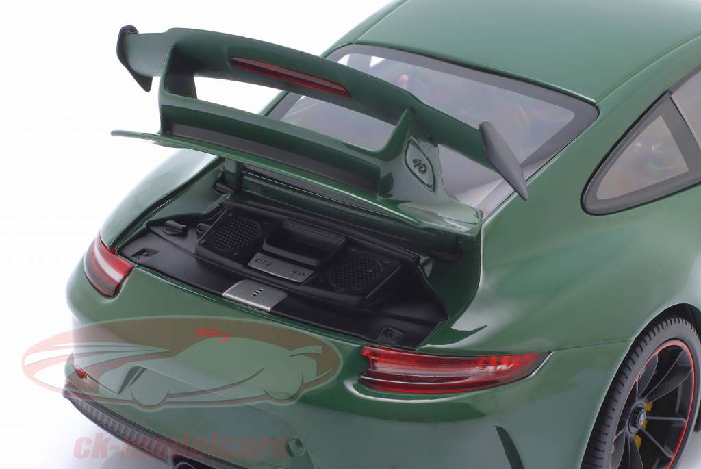 Porsche 911 (991 II) GT3 建設年 2017 濃い緑色 1:18 Minichamps