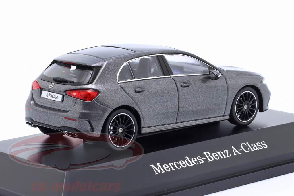 Spark 1:43 Mercedes-Benz A-Klasse (W177) mountaingrau B66961046 