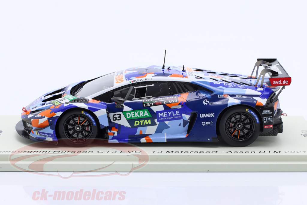 Carrera - 20064228 GO!!! Lamborghini Huracán I Maßstab 1:43 I Offizielle DLizenz für authentisches Renngefühl I Ideal für Kinder ab 6 Jahren I Ready to Race I Autorennbahn Action für Zuhause