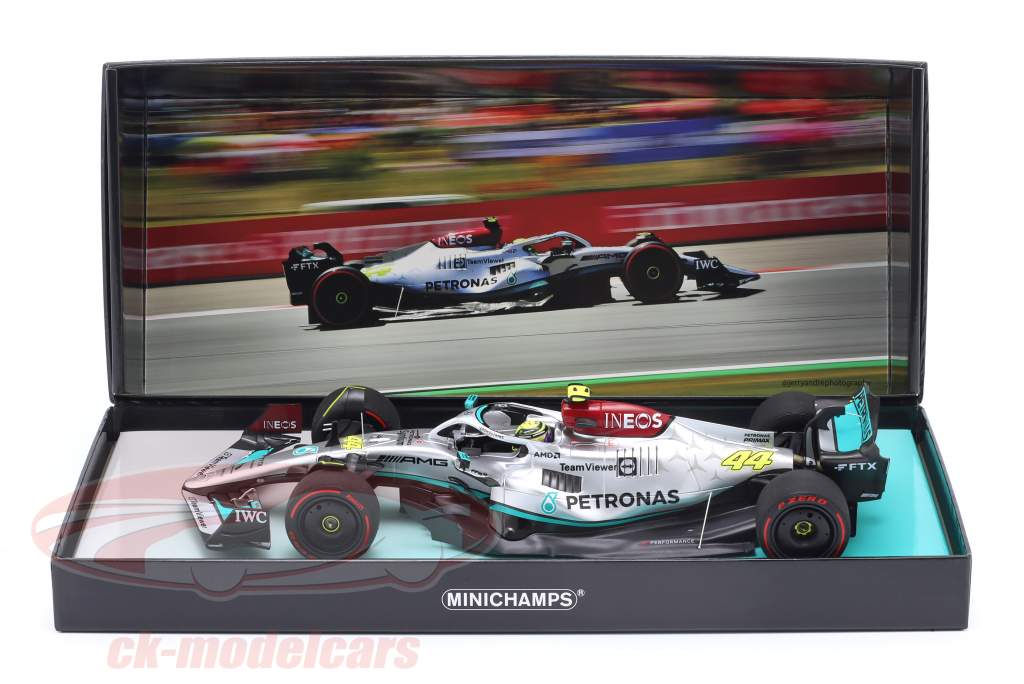 Lewis Hamilton Mercedes-AMG F1 W13 #44 formule 1 2022 1:18 Minichamps