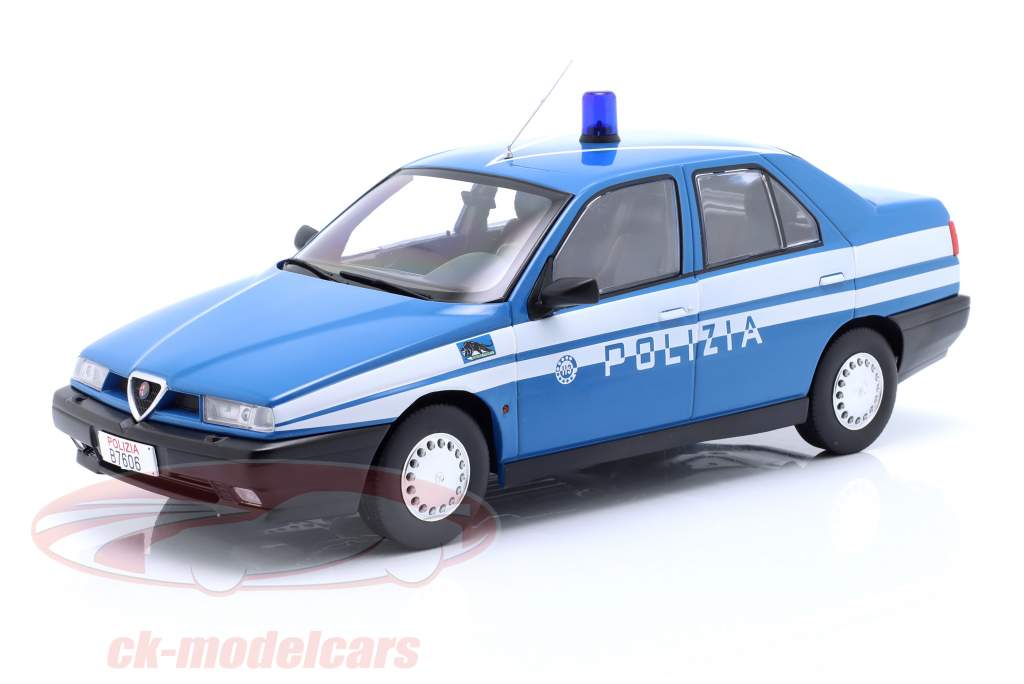 Alfa Romeo 155 Polizia Stradale  Anno di costruzione 1996 blu / bianco 1:18 Triple9