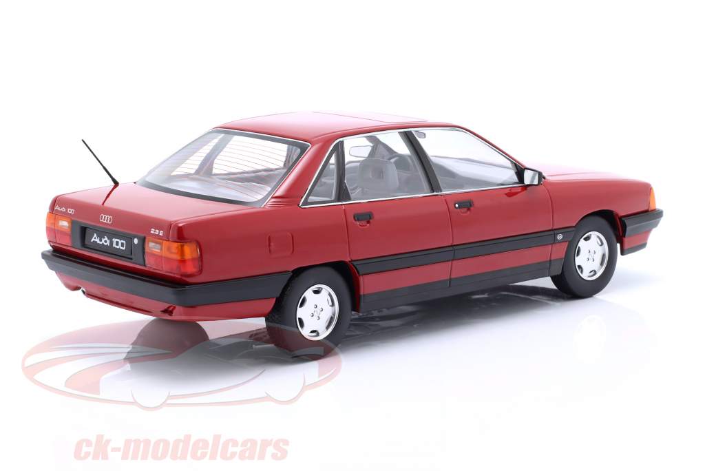 Audi 100 C3 year 1989 tornado red 1:18 Triple9