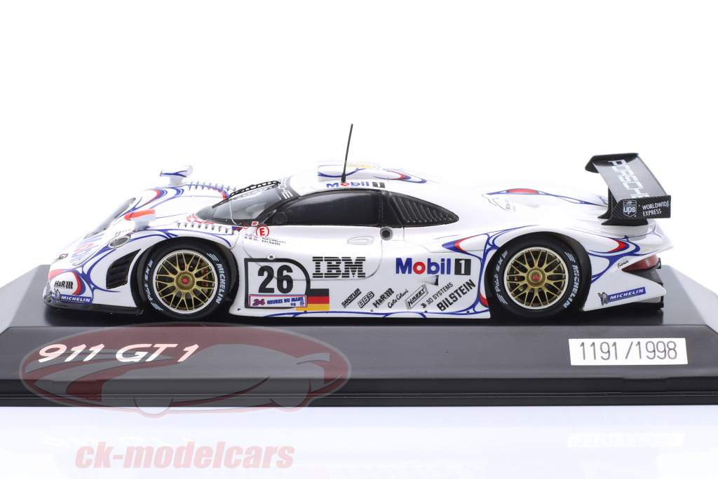 Porsche 911 GT1 #26 gagnant 24h LeMans 1998 McNish, Aiello, Ortelli 1:43 Spark