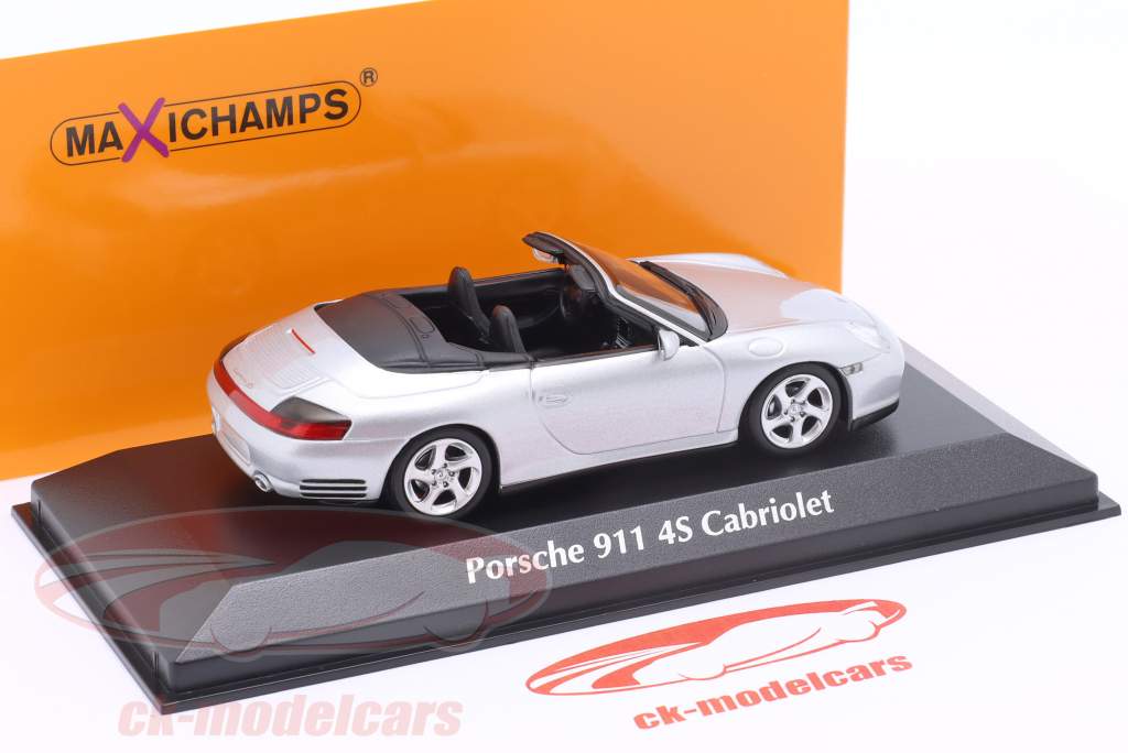 Porsche 911 4S convertible Año de construcción 2003 plata 1:43 Minichamps