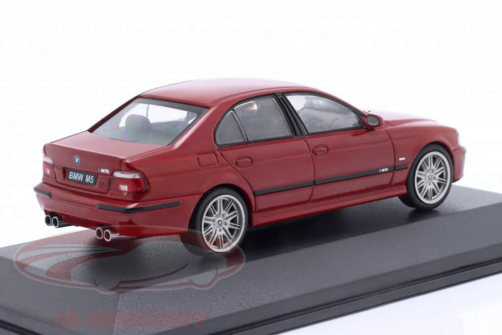 BMW M5 (E39) ano de construção 2003 Imola vermelho 1:43 Solido