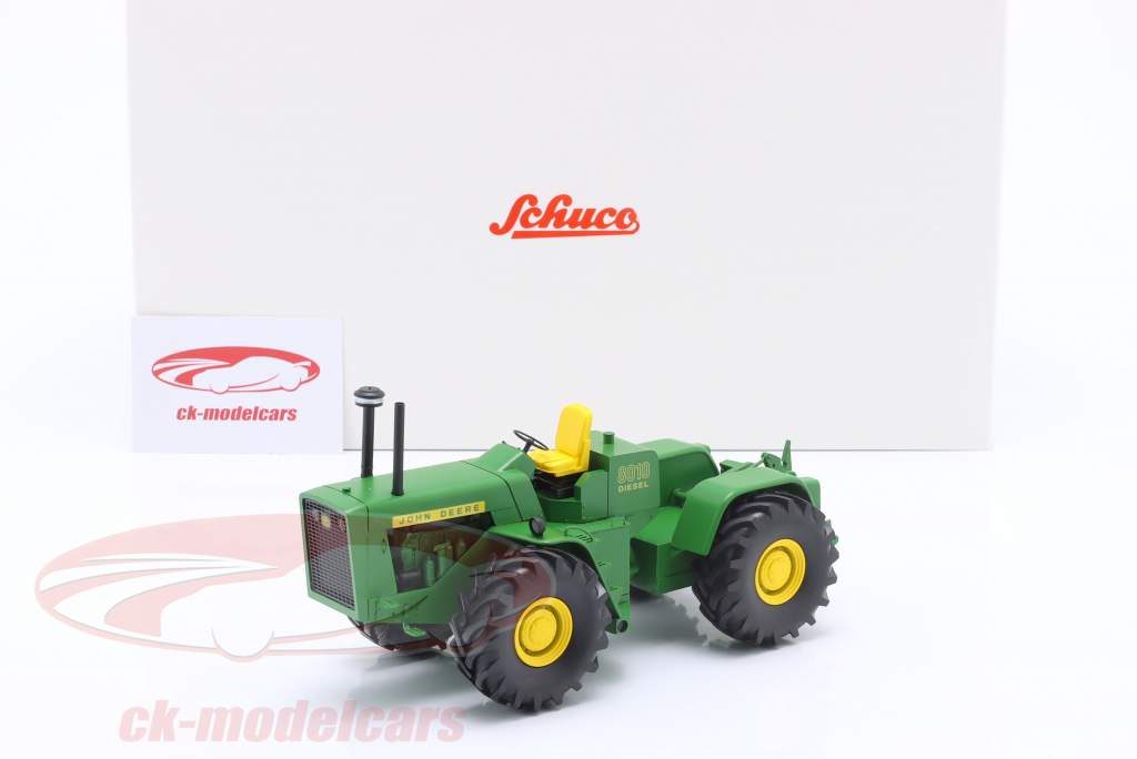 John Deere 8010 Articulated tractor green 1:32 Schuco