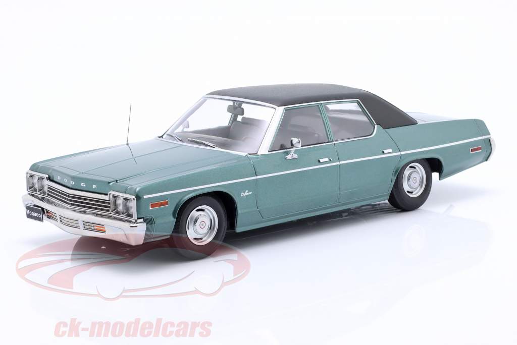 Dodge Monaco Byggeår 1974 grøn metallisk / sort 1:18 KK-Scale