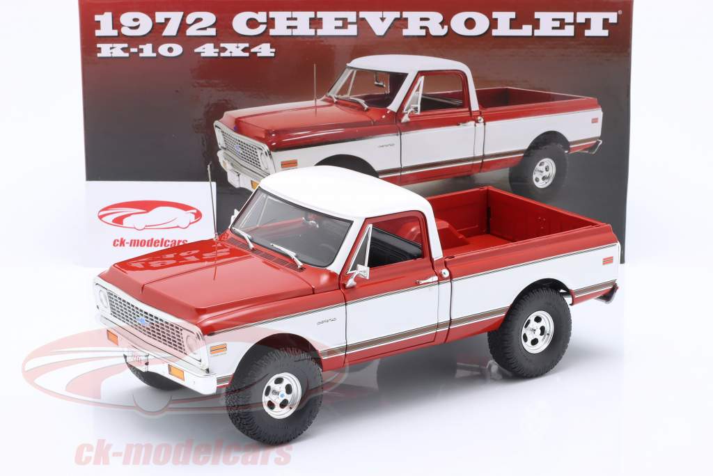 Chevrolet K-10 4x4 Off-Road Anno di costruzione 1972 rosso / bianco 1:18 GMP