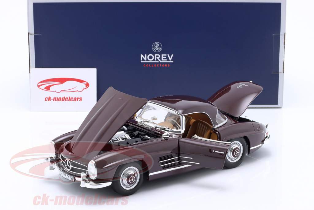 Mercedes-Benz 300 SL Roadster Anno di costruzione 1957 rosso scuro 1:18 Norev