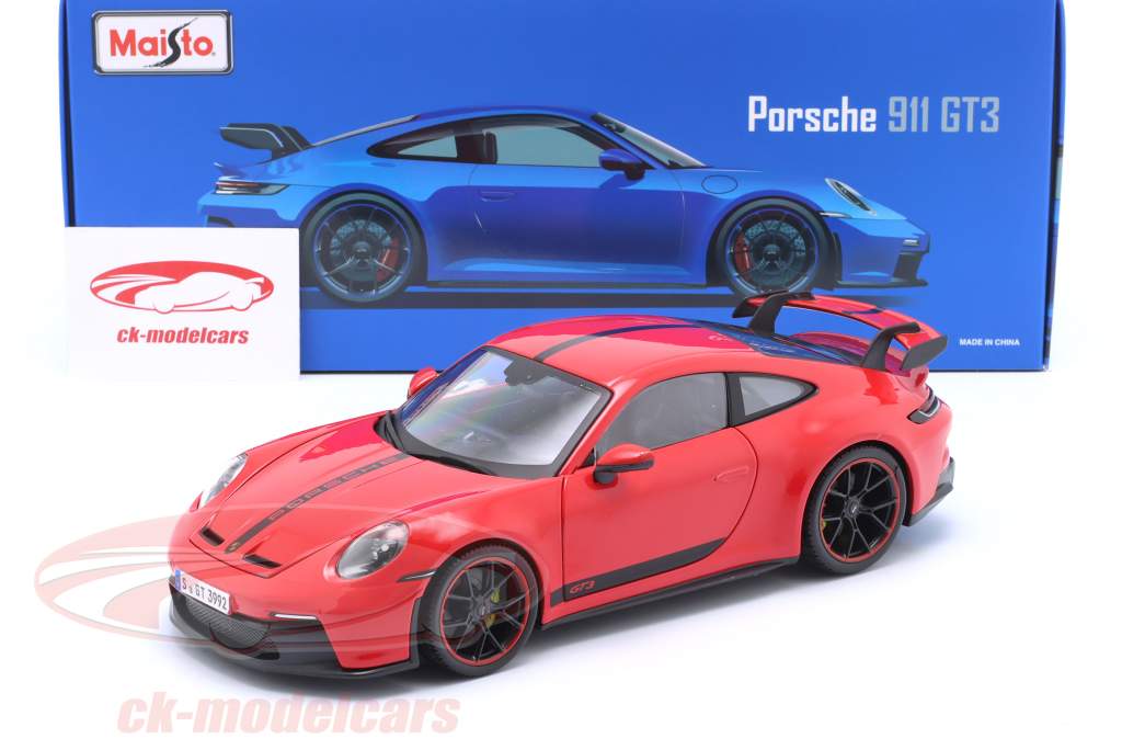 Porsche 911 (992) GT3 Год постройки 2022 красный 1:18 Maisto