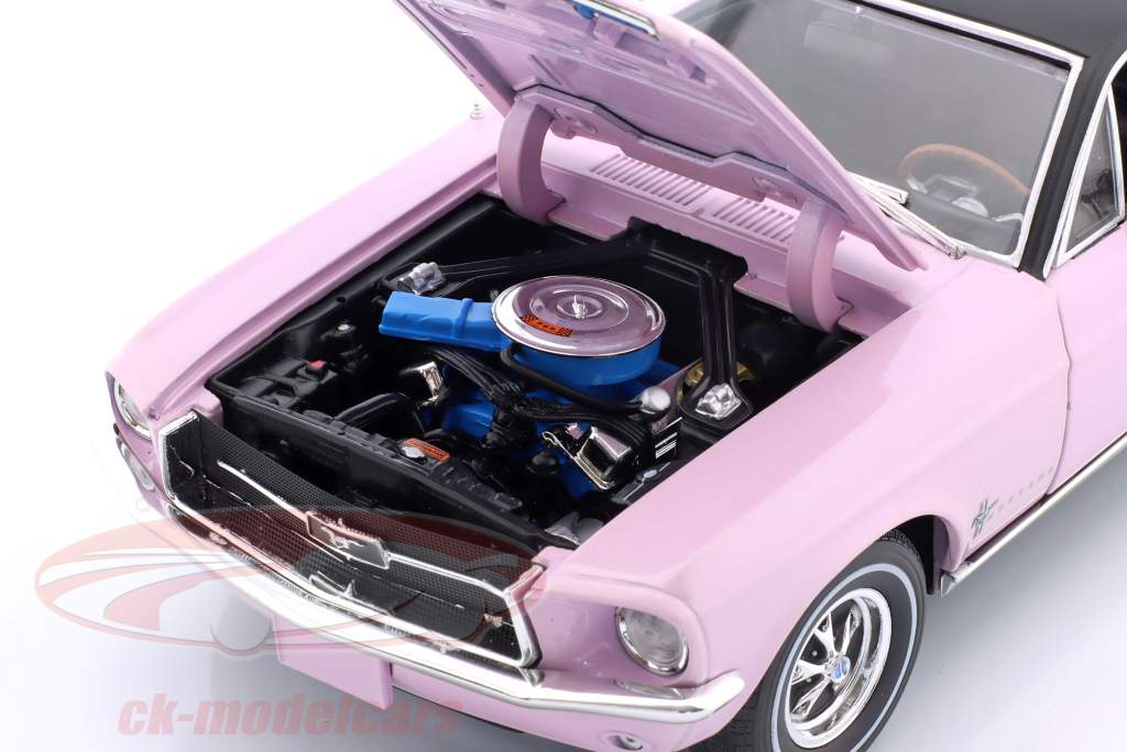 Ford Mustang Coupe Année de construction 1967 rose / noir 1:18 Greenlight