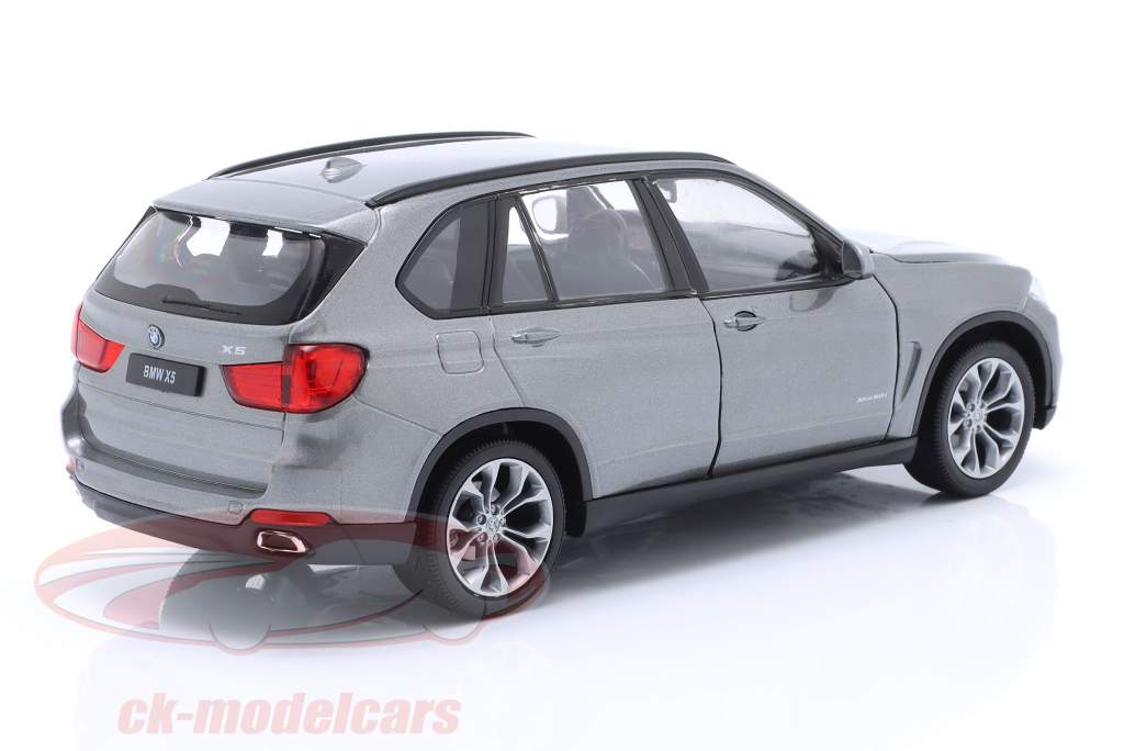 BMW X5 (F15) Baujahr 2015 grau 1:24 Welly