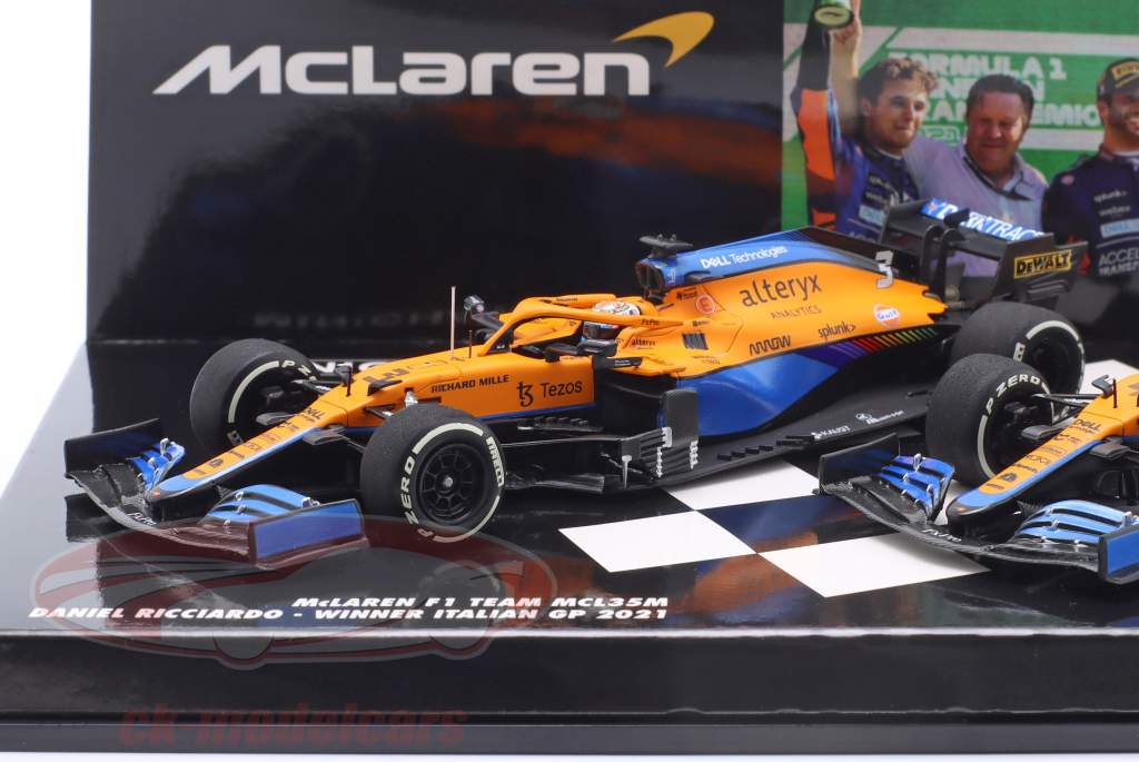 2-Car Set Ricciardo #3 winnaar & Norris #4 2e Italië GP Formule 1 2021 1:43 Minichamps