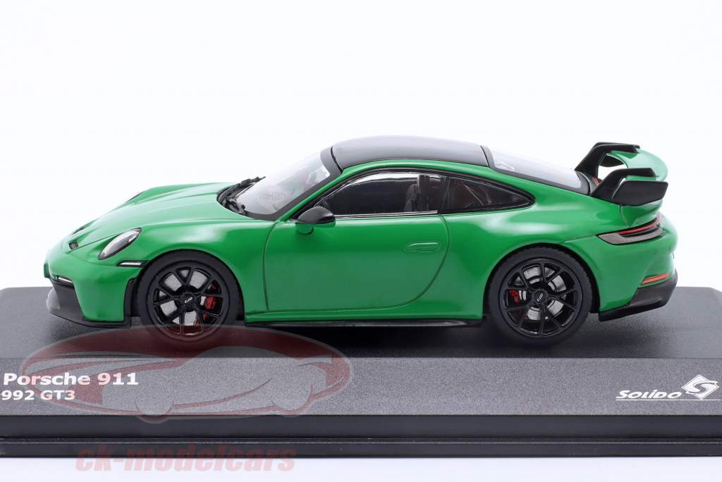Porsche 911 (992) GT3 建設年 2022 パイソン 緑 1:43 Solido