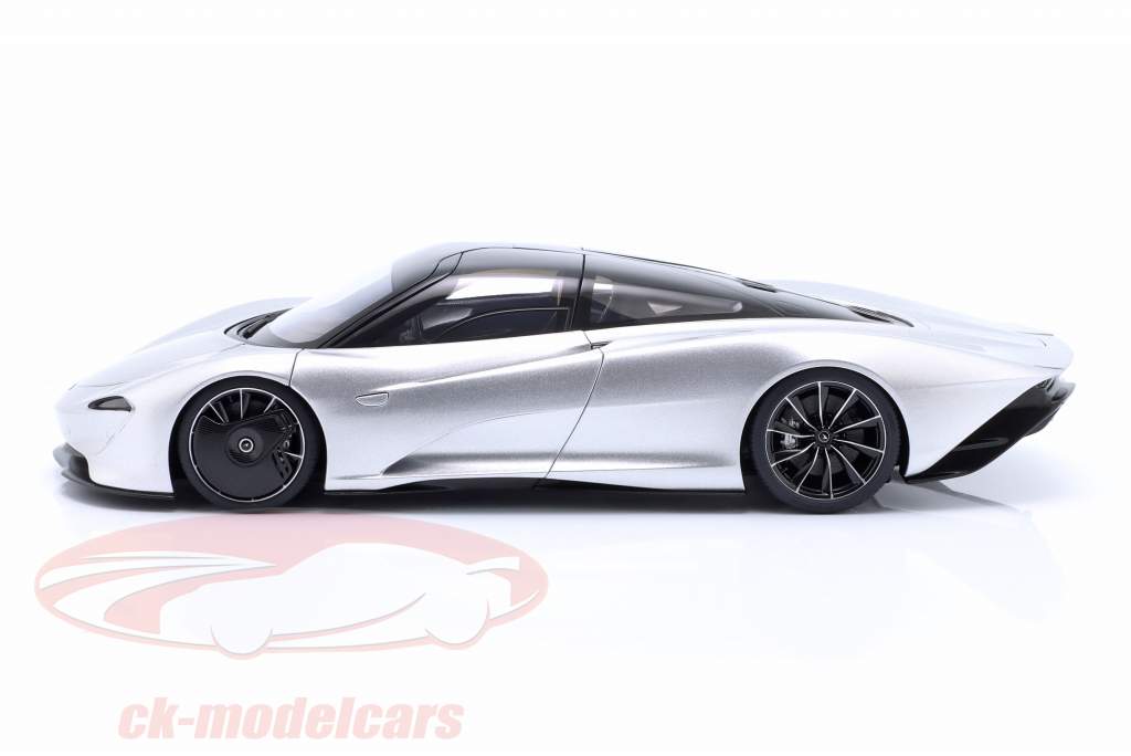 McLaren Speedtail Bouwjaar 2020 supernova zilver 1:18 AUTOart