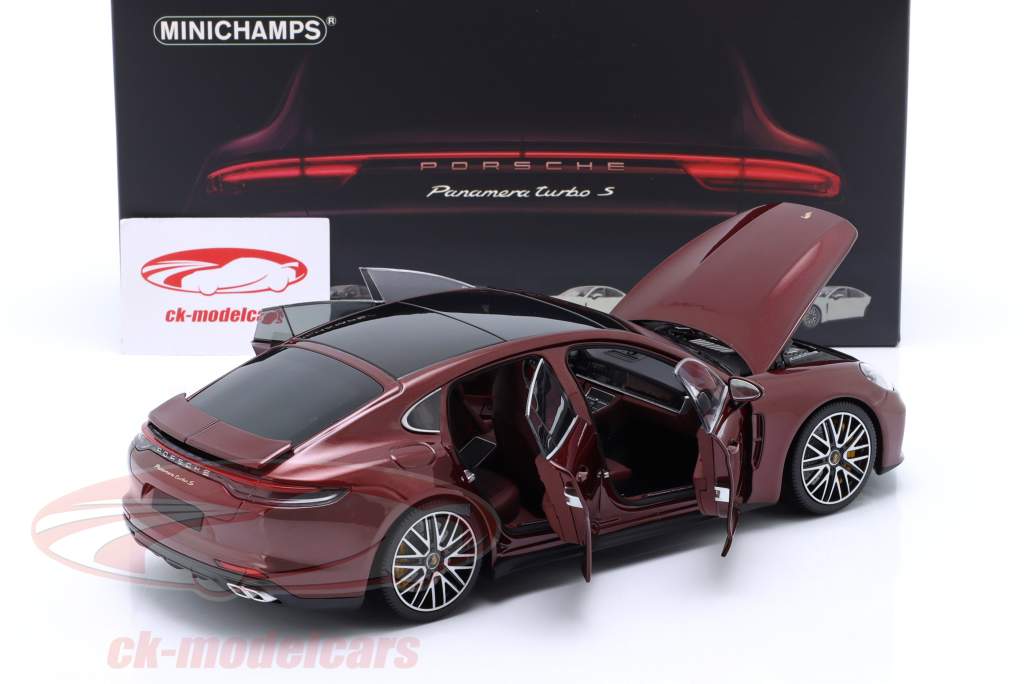 Porsche Panamera Turbo S Bouwjaar 2020 rood metalen 1:18 Minichamps