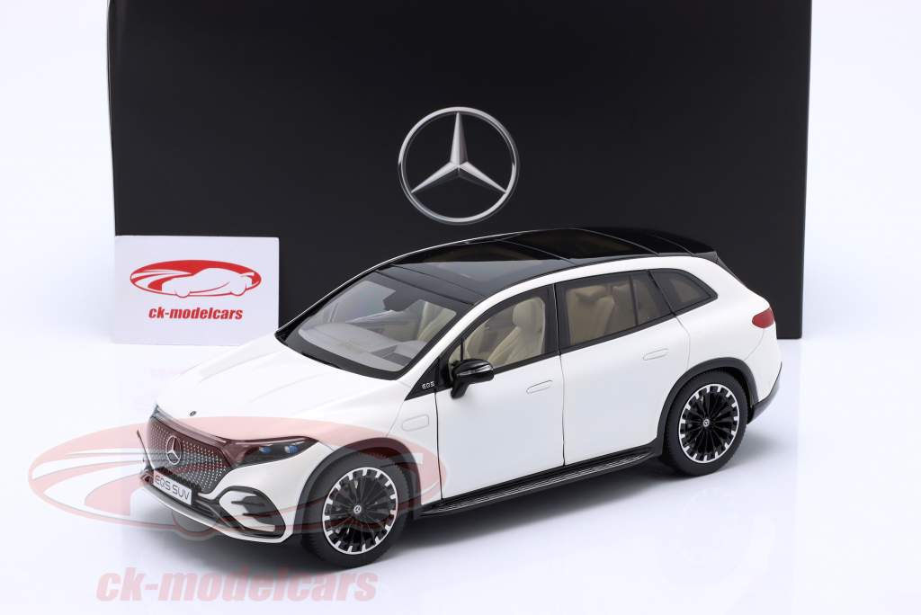 Mercedes-Benz EQS SUV (X296) Ano de construção 2022 diamante branco 1:18 NZG
