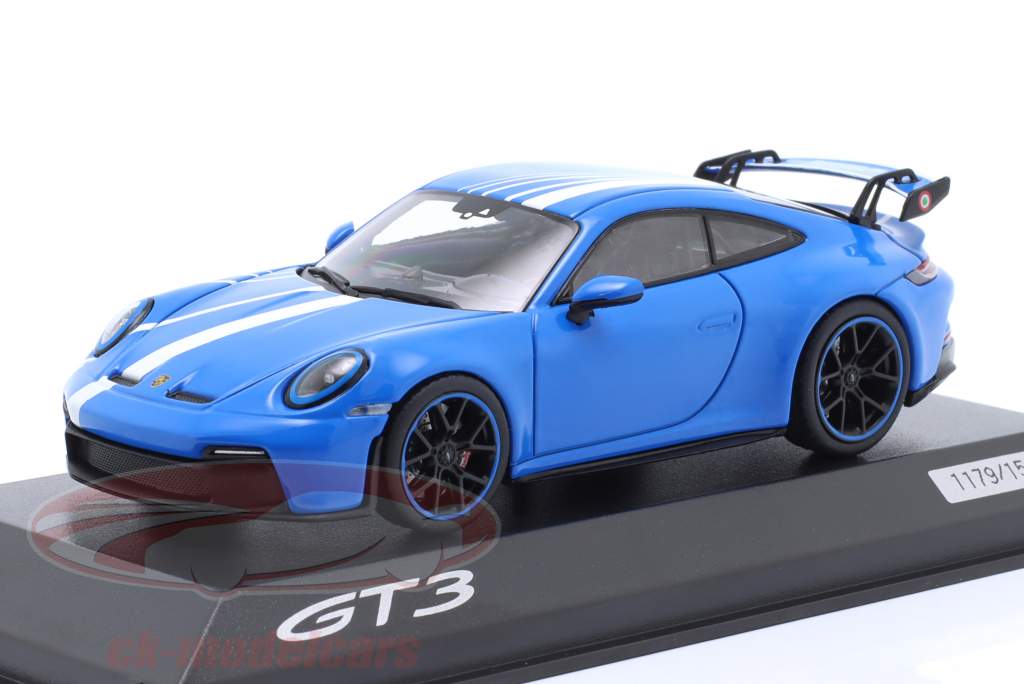 Porsche 911 (992) GT3 PEC Ano de construção 2021 tubarão azul / branco 1:43 Minichamps