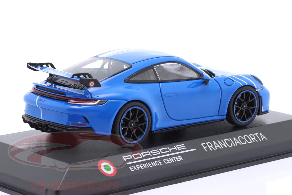 Porsche 911 (992) GT3 PEC Ano de construção 2021 tubarão azul / branco 1:43 Minichamps