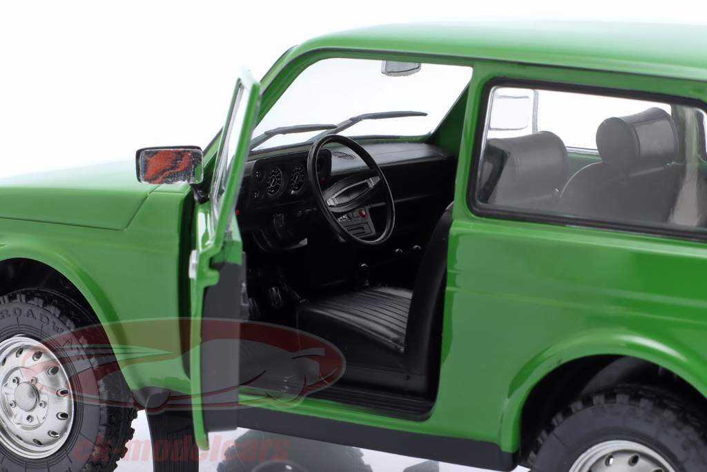 Lada Niva Baujahr 1980 grün 1:18 Solido