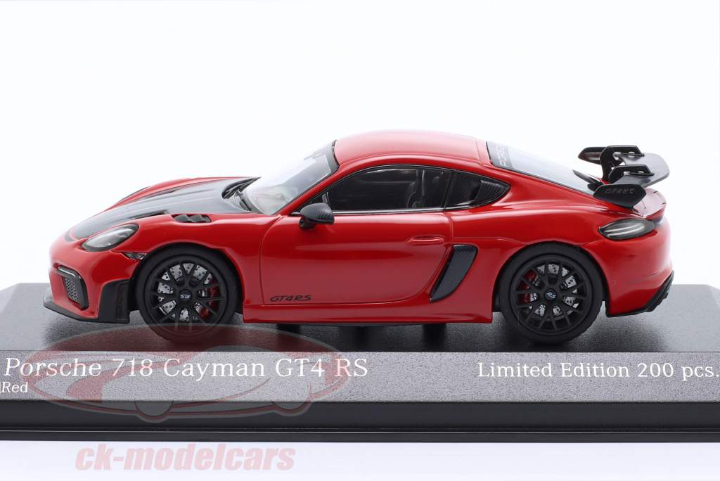 Porsche 718 (982) Cayman GT4 RS 2021 red / black rims 1:43 Minichamps