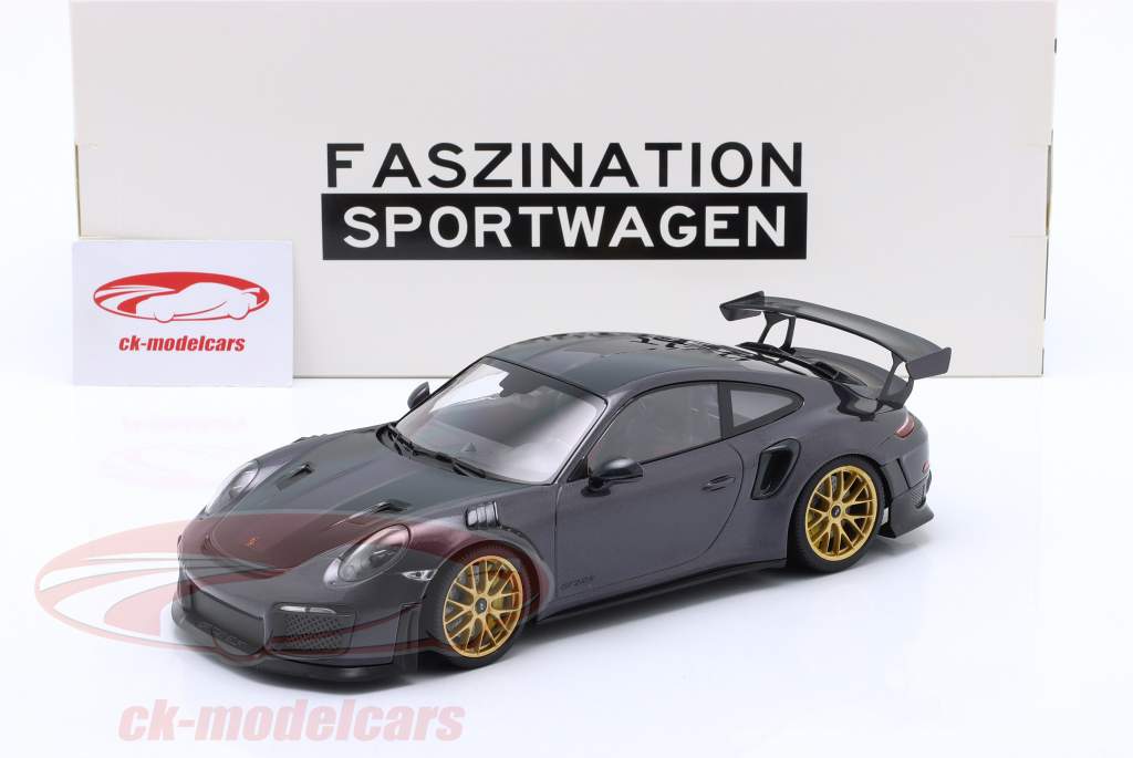 Porsche 911 (991 II) GT2 RS Pacchetto Weissach 2018 viola metallico / quelli dorati cerchi 1:18 Minichamps