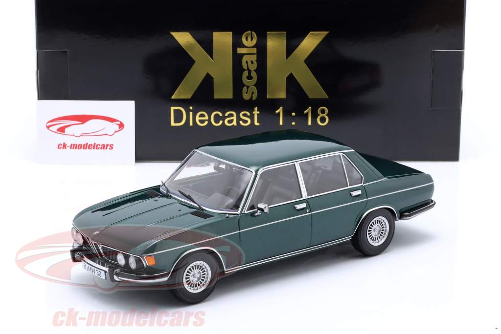BMW 3.0 S (E3) 2 Serie Bouwjaar 1971 donkergroen metalen 1:18 KK-Scale