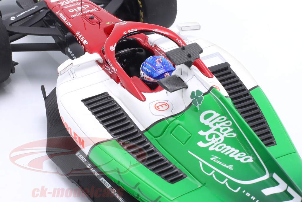 V. Bottas Alfa Romeo C42 #77 Aserbajdsjan GP formel 1 2022 1:18 Spark