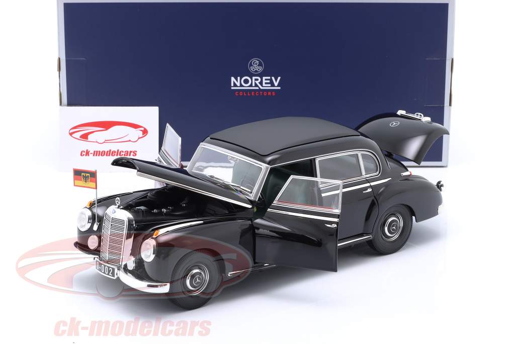 Mercedes-Benz 300 (W186) Konrad Adenauer 1955 nero 1:18 Norev