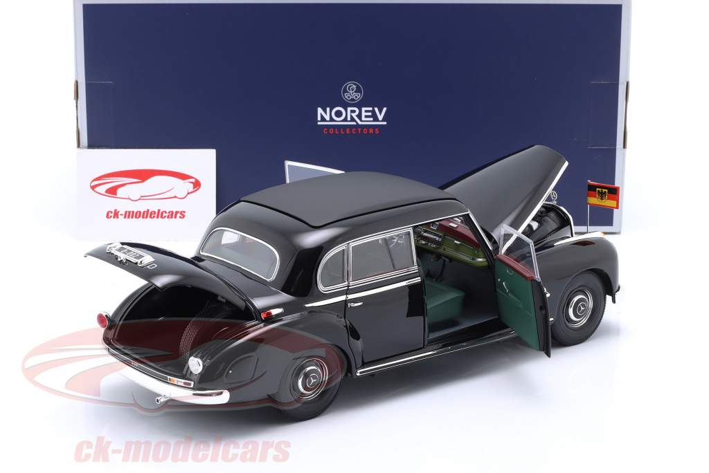 Mercedes-Benz 300 (W186) Konrad Adenauer 1955 zwart 1:18 Norev