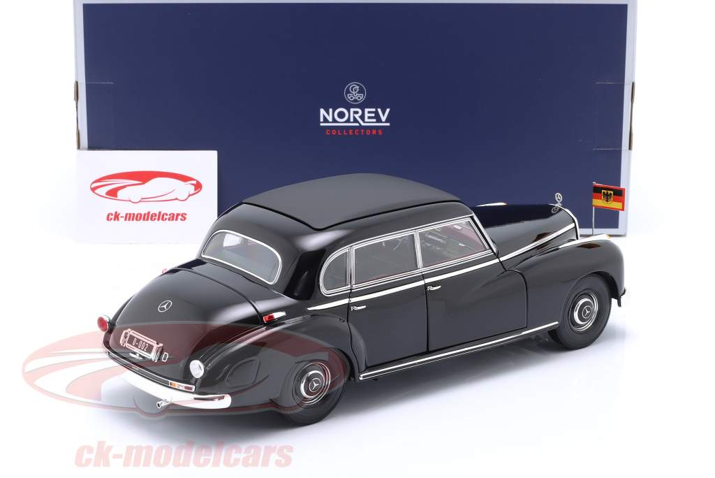 Mercedes-Benz 300 (W186) Konrad Adenauer 1955 negro 1:18 Norev