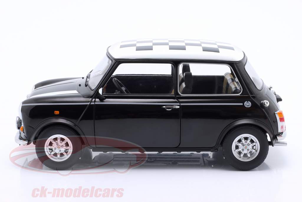 Mini Cooper LHD à carreaux noir / blanc 1:12 KK-Scale