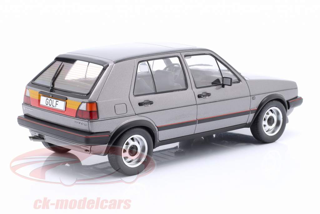 Volkswagen VW Golf 2 GTI Ano de construção 1984 cinza escuro metálico 1:18 Model Car Group