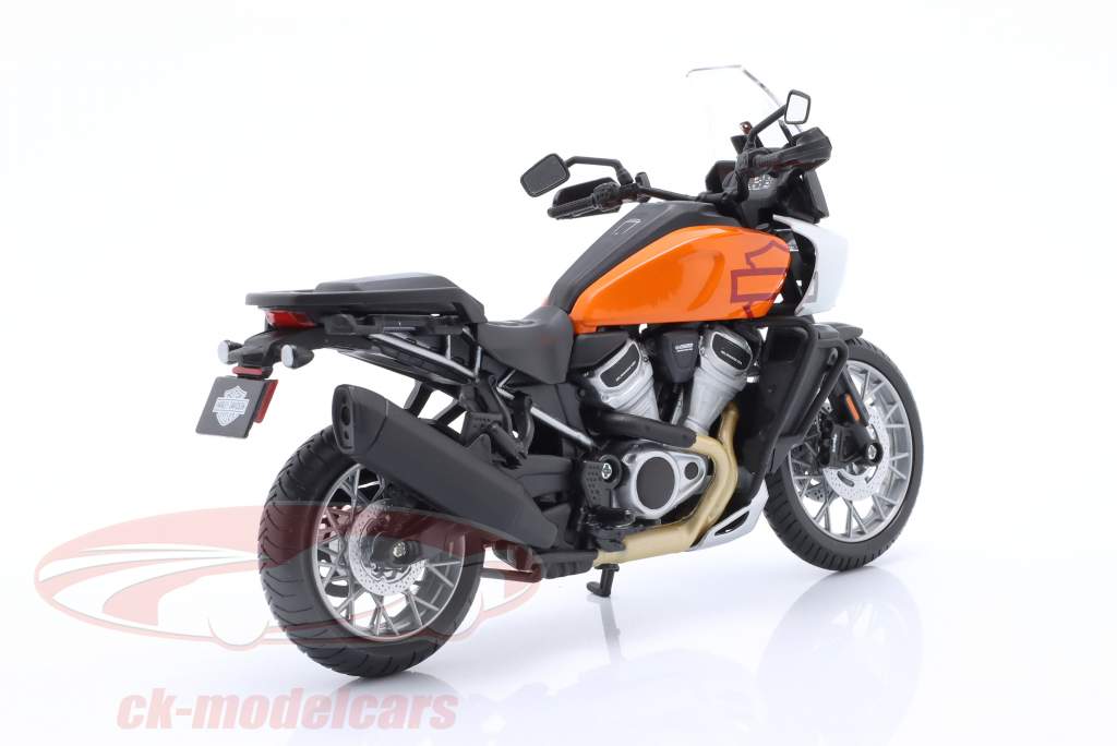 Harley-Davidson Pan America 1250 Bouwjaar 2021 zwart / oranje / wit 1:12 Maisto