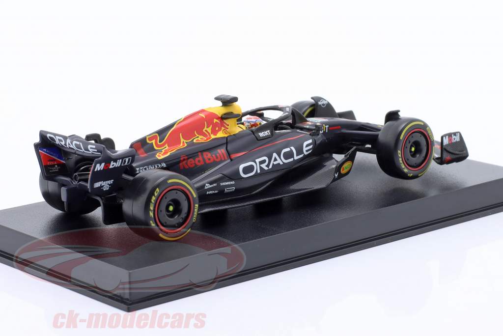 Max Verstappen Red Bull Racing RB19 #1 formule 1 Champion du monde 2023 1:43 Bburago