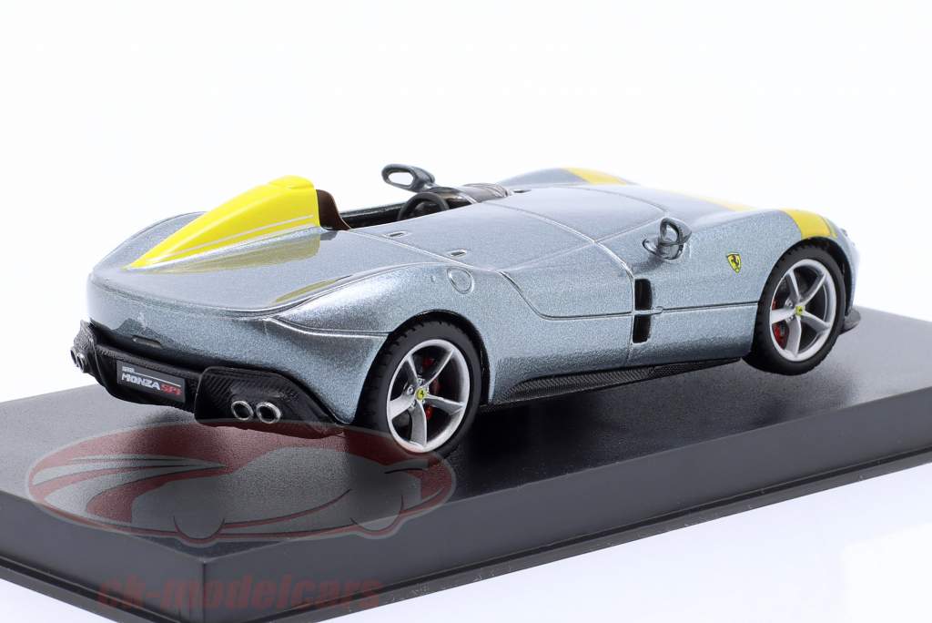 Ferrari Monza SP1 Año de construcción 2019 gris-plata metálico / amarillo 1:43 Bburago Signature
