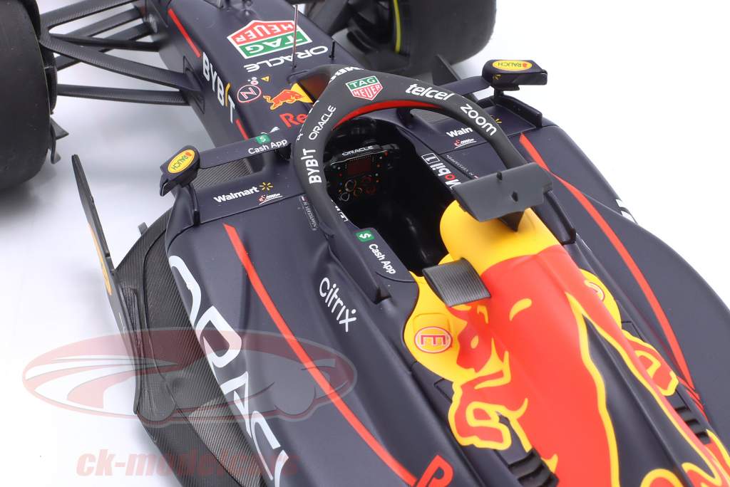 M. Verstappen Red Bull RB18 #1 ganhador Holandês GP Fórmula 1 Campeão mundial 2022 1:18 Minichamps