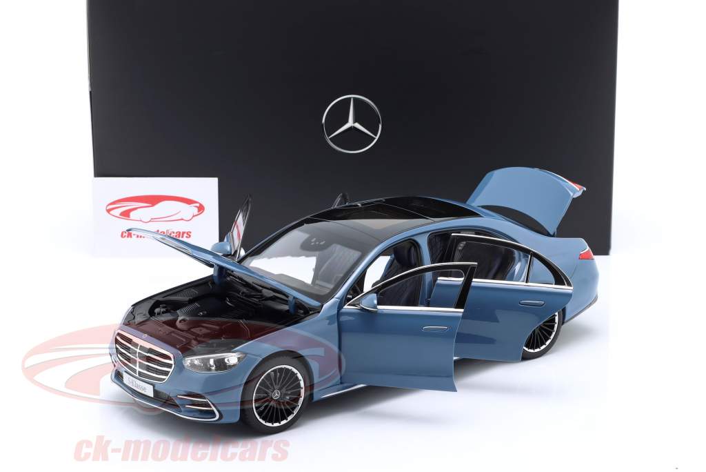 Mercedes-Benz Sクラス (V223) 建設年 2020 Manufaktur ヴィンテージブルー 1:18 Norev