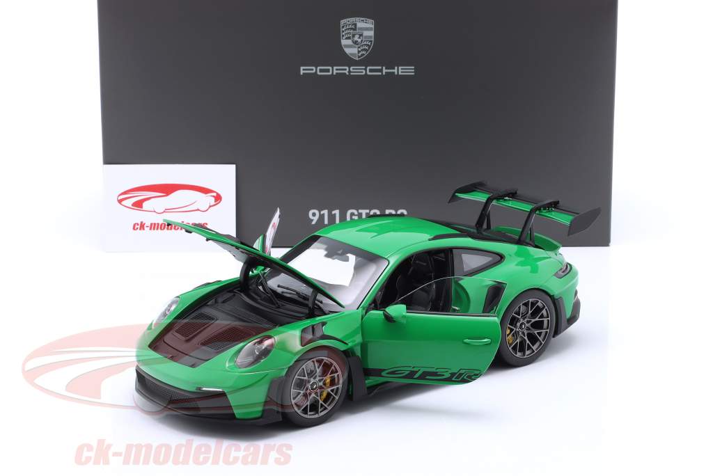 Porsche 911 (992) GT3 RS Ano de construção 2022 pitão verde 1:18 Norev