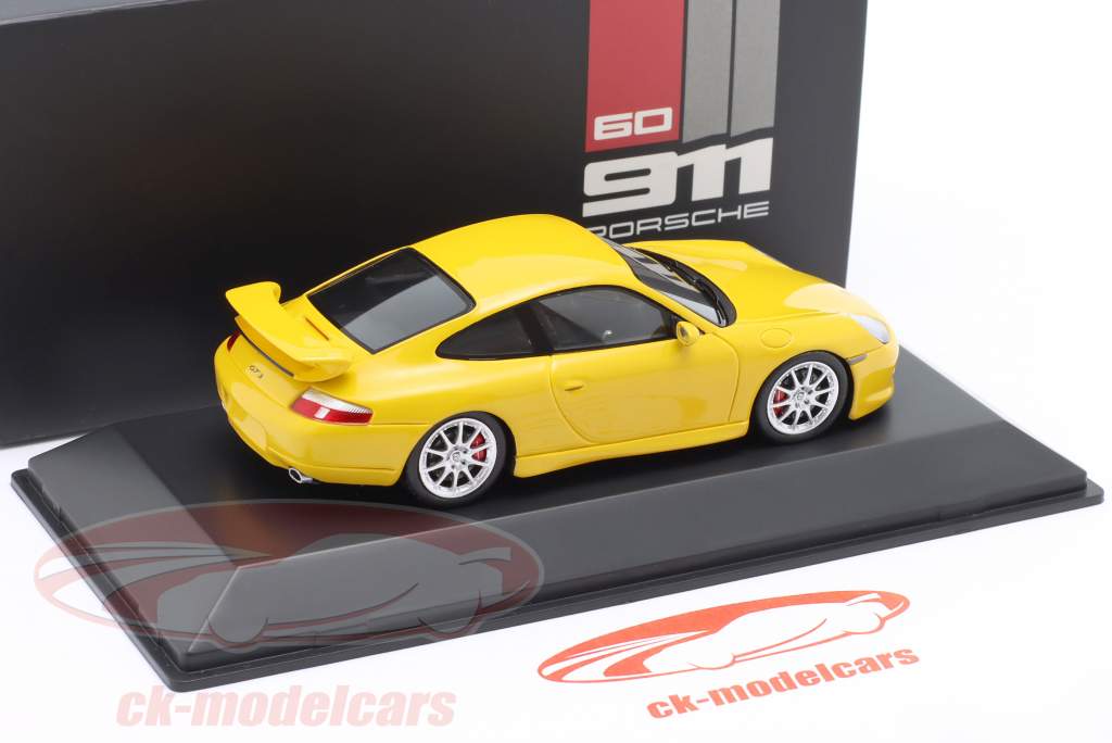 Porsche 911 (996) GT3 signal gul 1:43 Minichamps