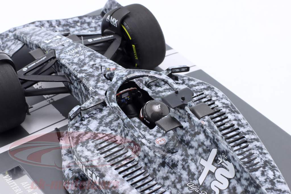 Valtteri Bottas Alfa Romeo C42 formule 1 Test Barcelone 2022 1:18 Minichamps
