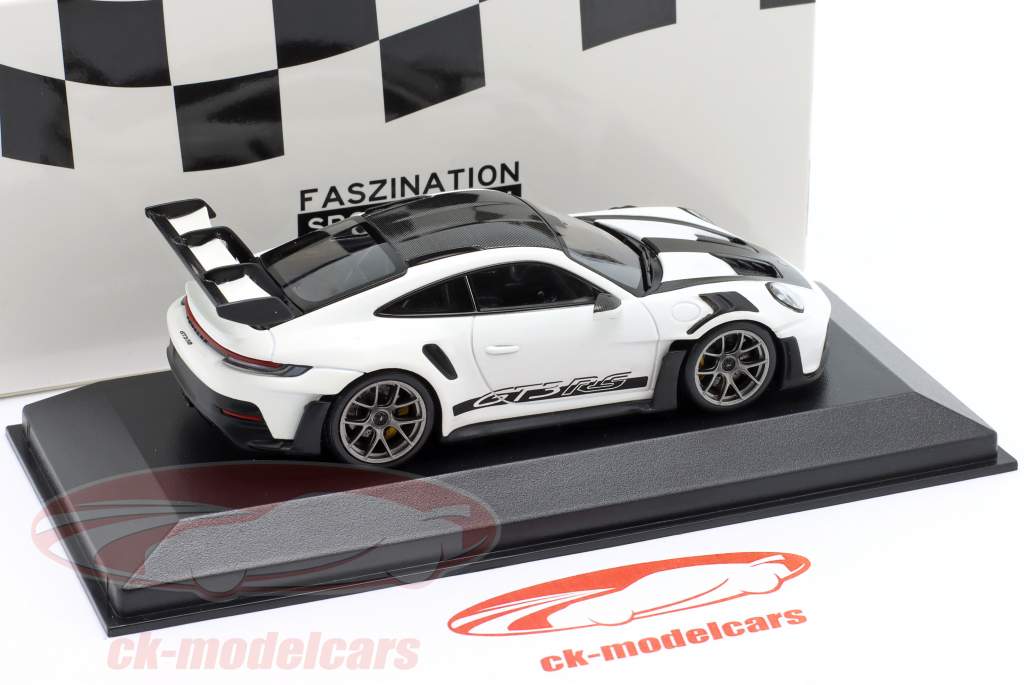 Porsche 911 (992) GT3 RS 2023 white / silver rims & decor 1:43 Minichamps