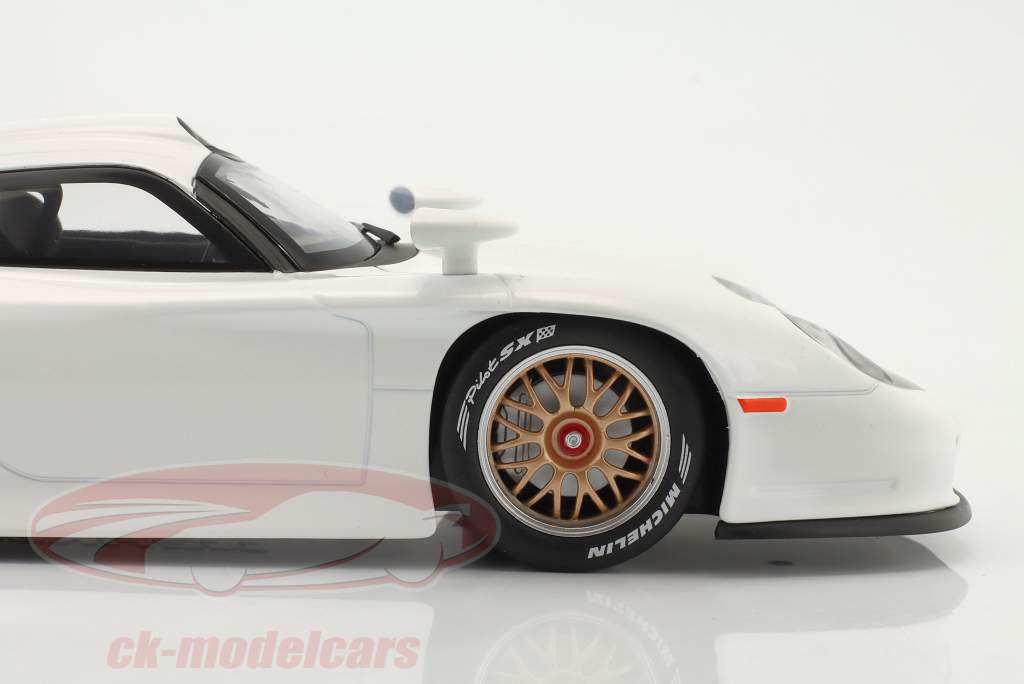Porsche 911 GT1 Plain Body Edition 1997 weiß 1:18 WERK83